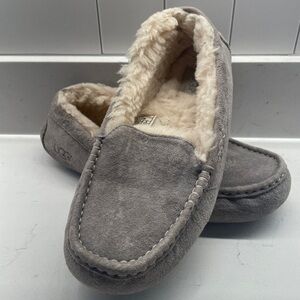 UGG Ansley gray slippers